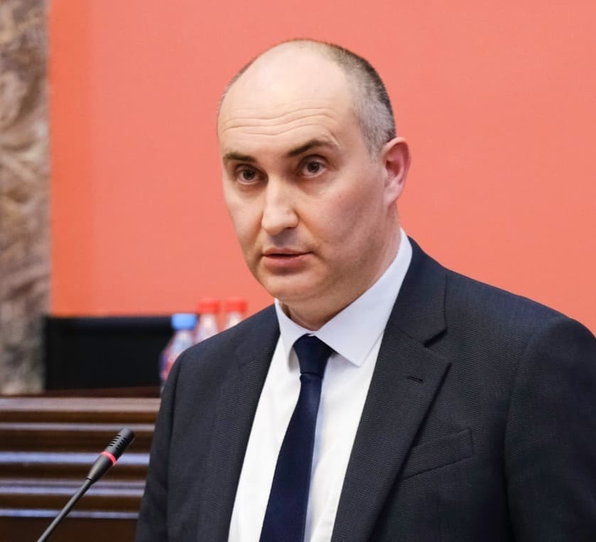 “ჩვენ გავაგრძელებთ ჯარის მზადყოფნის მუდმივ ამაღლებას და  ჩვენს სამხედოებზე ზრუნვის პოლიტიკას”