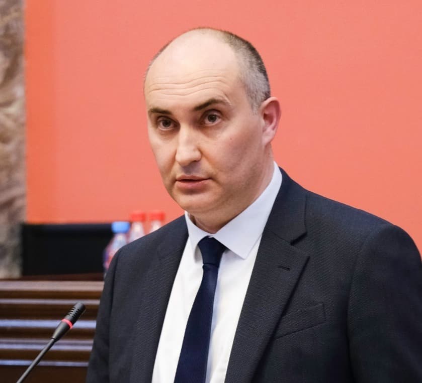 Frontnews image description