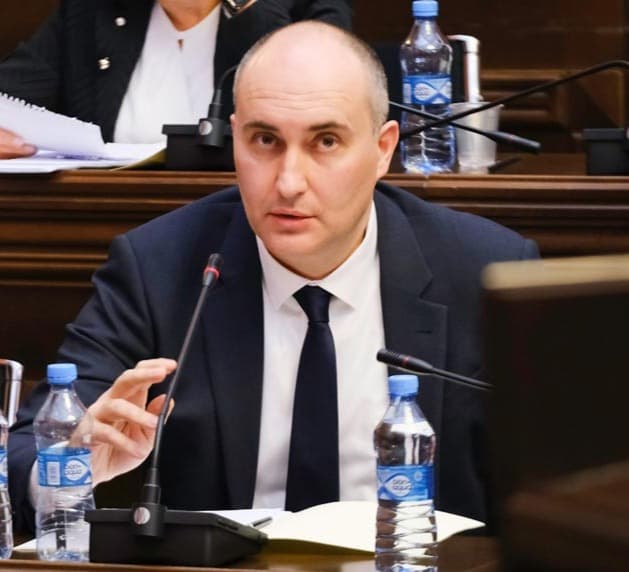 “მაქსიმუმ ორი კვირის განმავლობაში ჩვენ ავაფრენთ პირველ სუ-25-ს, რომელთა აღდგენა ჩვენი შესაძლებლობებით მოხერხდა”