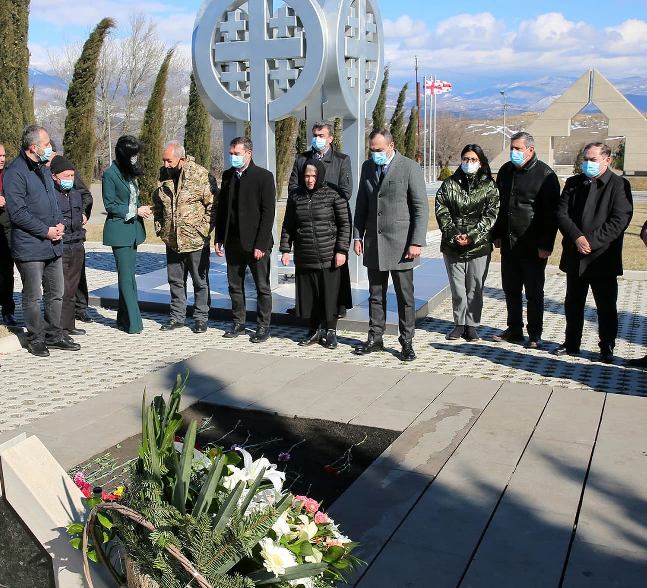 Frontnews image description