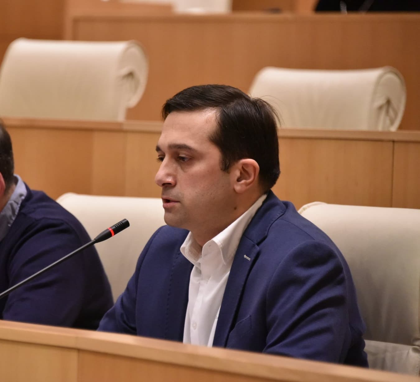 Frontnews image description