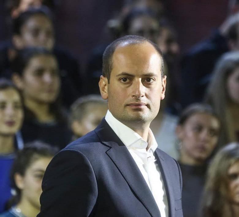 Frontnews image description