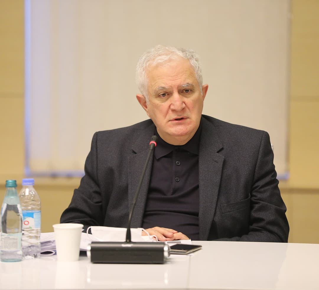 “გადაიწია მარტის ბოლოსკენ, ჯერ ზუსტი რიცხვები არ ვიცით “ფაიზერთან” მიმართებაში”