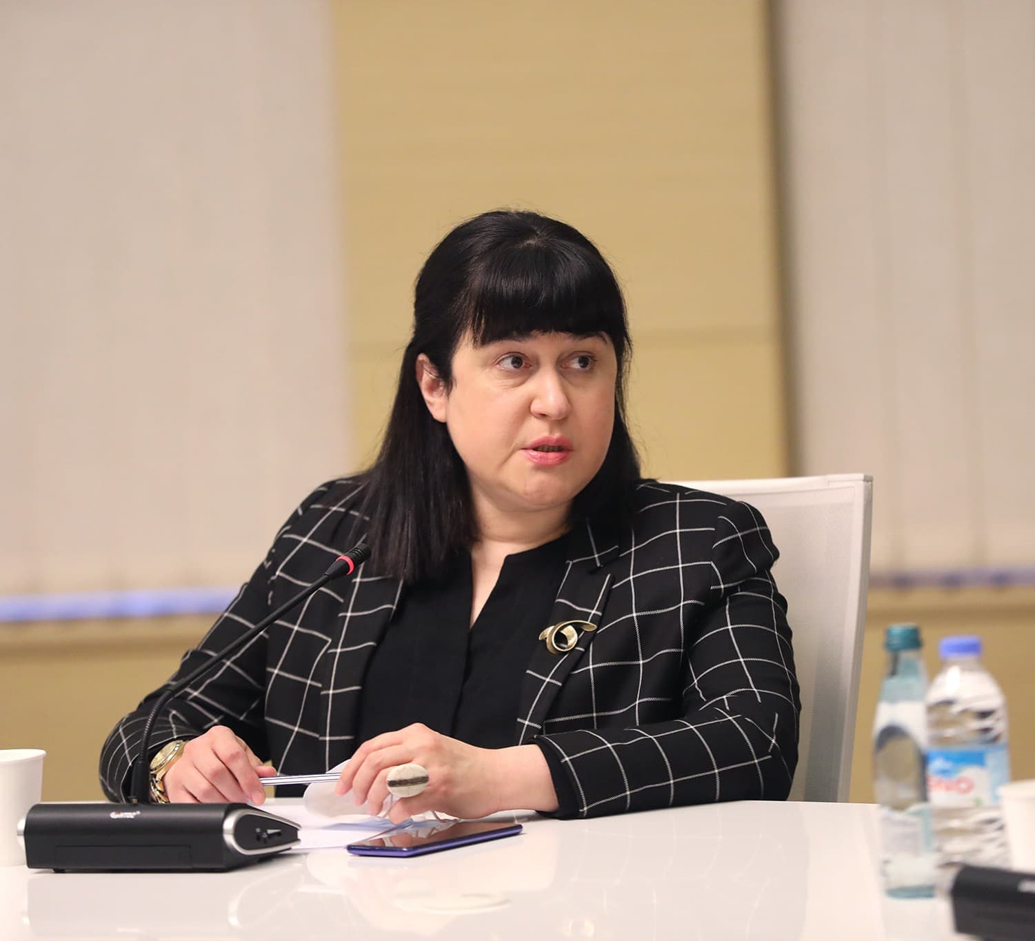 Frontnews image description