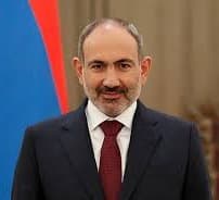 ნიკოლ ფაშინიანი ირაკლი ღარიბაშვილს საქართველოს პრემიერ-მინისტრის თანამდებობაზე დანიშვნას ულოცავს