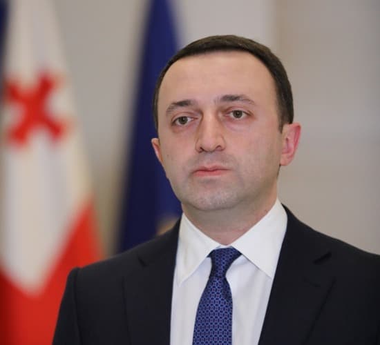 2019 წლის 1 ოქტომბრიდან 2020 წლის 1 მაისამდე შემოყვანილ სატრანსპორტო საშუალებებზე განბაჟების ვადა 1 ივნისამდე გადაიწევს