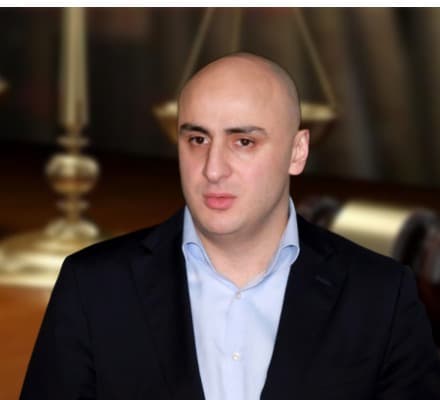 თბილისის სააპელაციო სასამართლომ ნიკა მელიას ადვოკატების საჩივარი დაუშვებლად ცნო