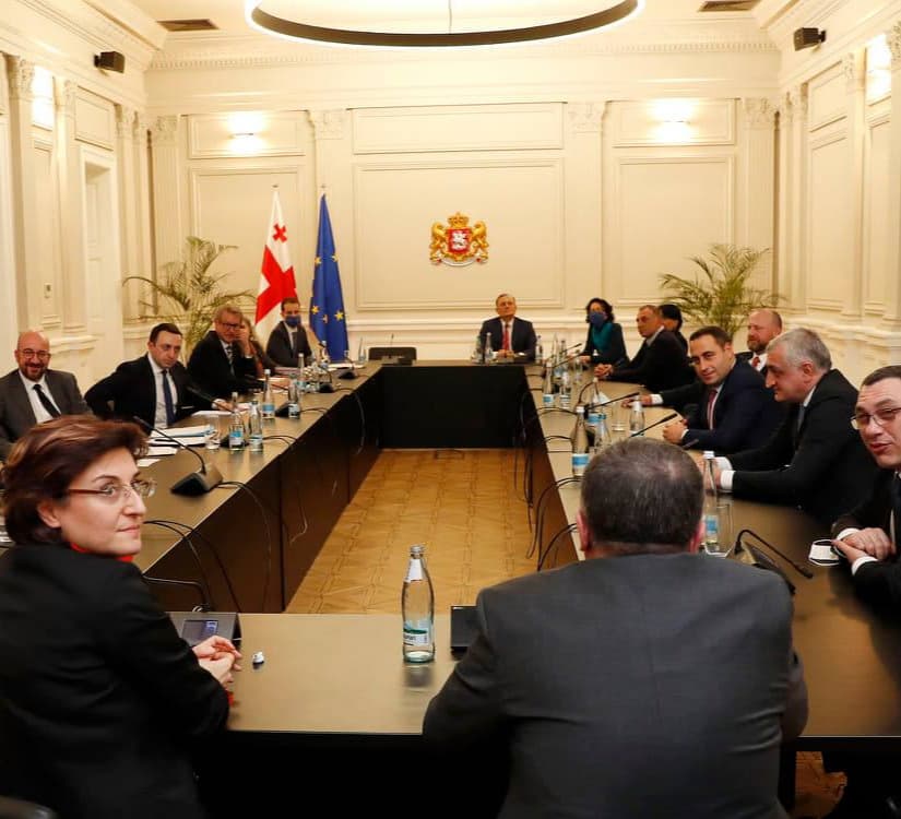 Frontnews image description