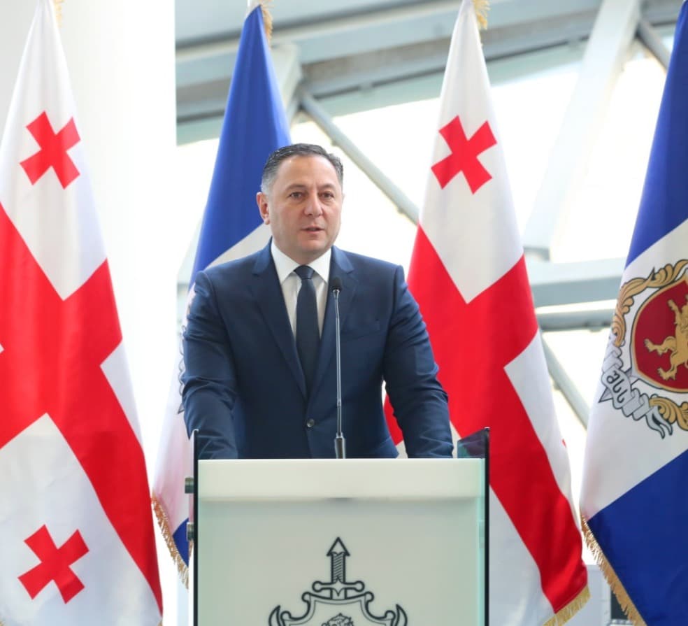 “112“-ში შეიქმნა ელექტრონული მონიტორინგის ცენტრი, რომლის კომპეტენციის ფარგლებშიც დაიწყო  ელექტრონული ზედამხედველობის განხორციელება“