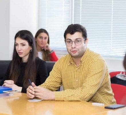 Frontnews image description