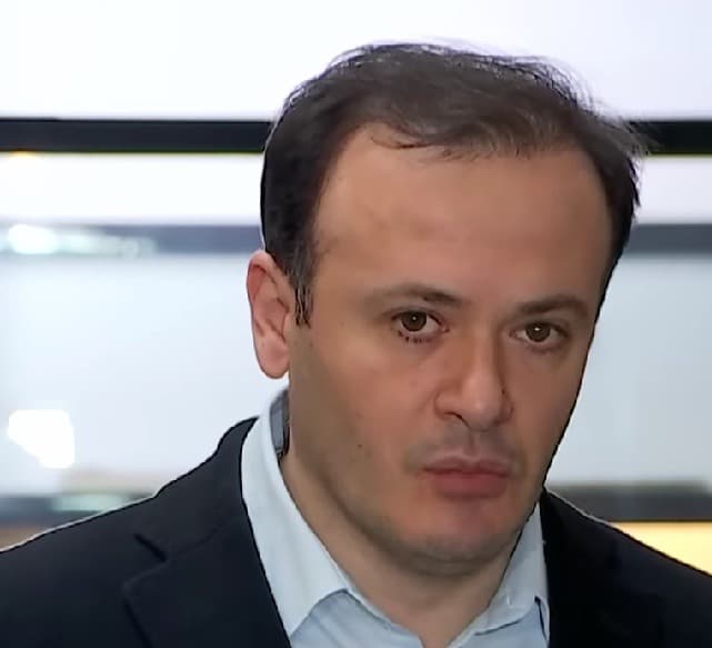 “ისეთ შინაარსს დაგიმონტაჟებ, შეიძლება ვერ გაასწრო აქედან”