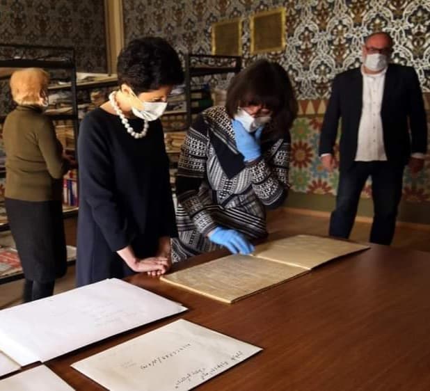 Frontnews image description