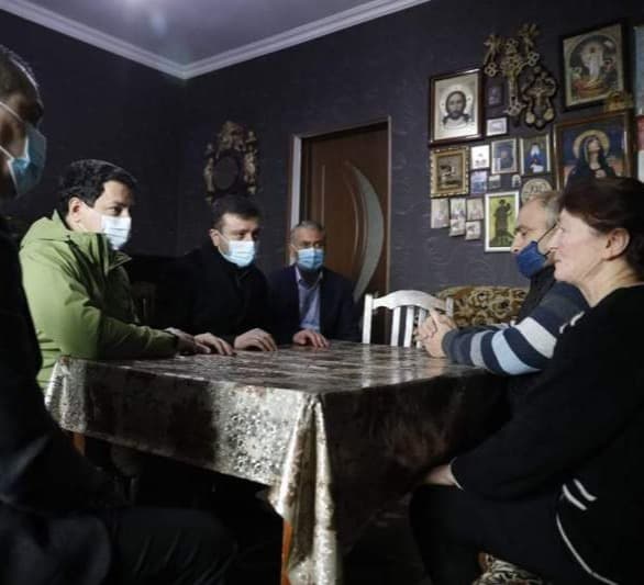 Frontnews image description