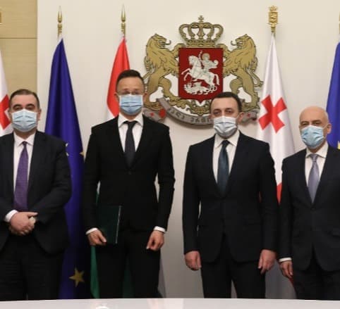 “პრემიერ-მინისტრმა უნგრული მხარისგან მიწვევა მიიღო”