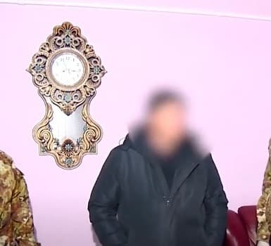 სამი პირის მიმართ ჩადენილი ტრეფიკინგის ბრალდებით მამა-შვილი დააკავეს