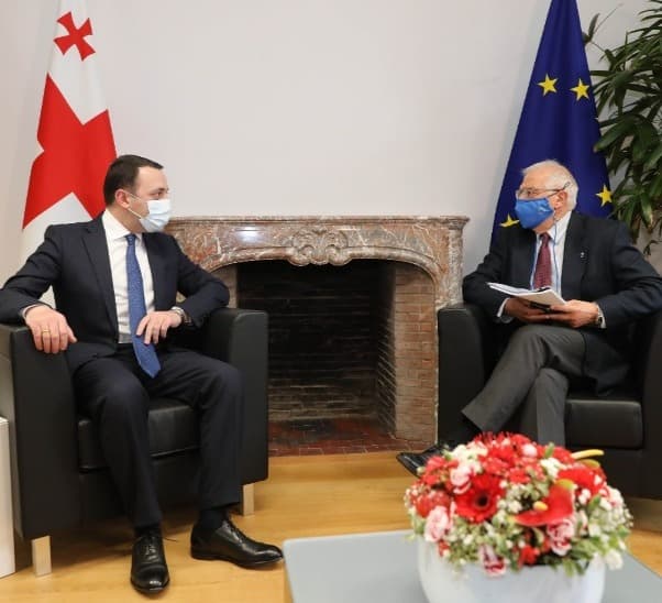 Frontnews image description