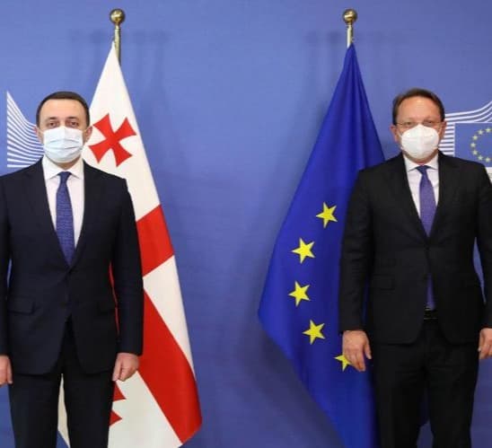 “ოლივერ ვარჰეისთან განვიხილეთ ჩვენი მტკიცე გადაწყვეტილება პოლიტიკური და ეკონომიკური რეფორმების გაგრძელებასთან დაკავშირებით”