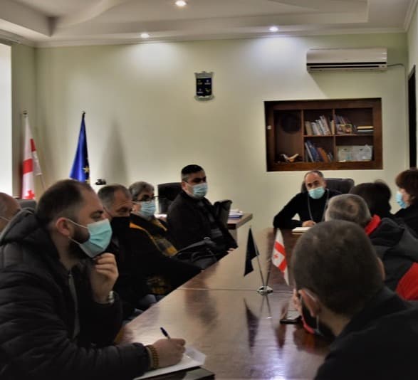 წყალტუბოს მუნიციპალიტეტის მერი ა(ა)იპ-ების ხელმძღვანელებს შეხვდა