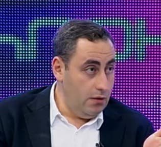 “ტყუილს მოკლე ფეხები აქვს, თვითონ დაინახავთ, რომ ამ დოკუმენტში იქნება საკითხი, რომელიც უკავშირდება, რიგგარეშე არჩევნებს”