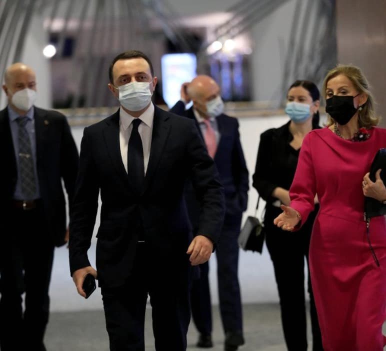 Frontnews image description