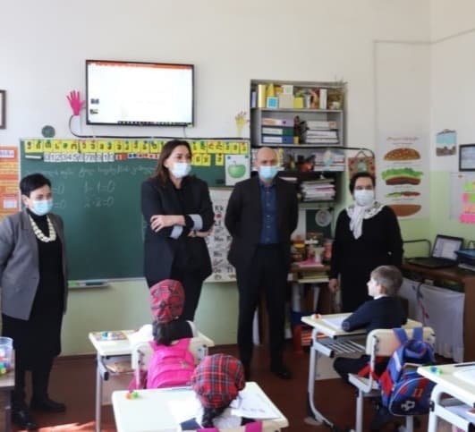 Frontnews image description