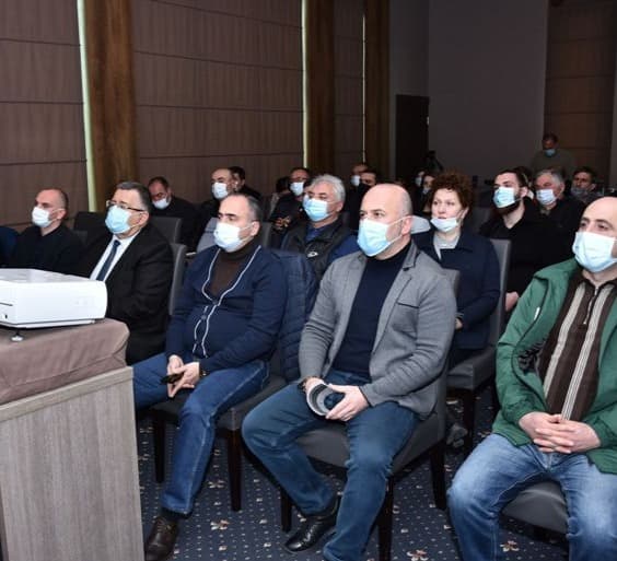 “იმერეთის აგროზონის“ სასათბურე მეურნეობების კლასტერის განვითარების პროექტთან დაკავშირებით საინფორმაციო შეხვედრა გაიმართა