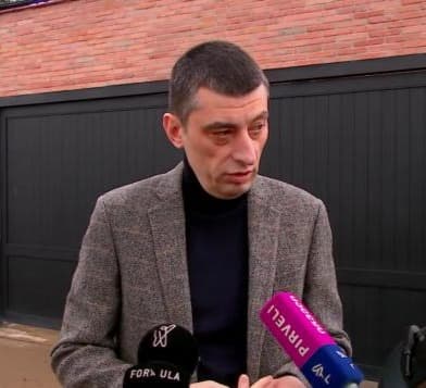 “არსად წასვლას არ ვაპირებ, მეტიც, არც პოლიტიკიდან წავალ”