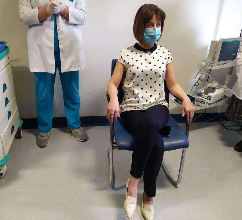 “ჩავთვალე საჭიროდ, რომ აქ ჩამეტარებინა  ვაქცინაცია, რაც იქნებოდა გარკვეულწილად სიმბოლურიც და ძალიან დიდი მოტივაციის მიმცემი”