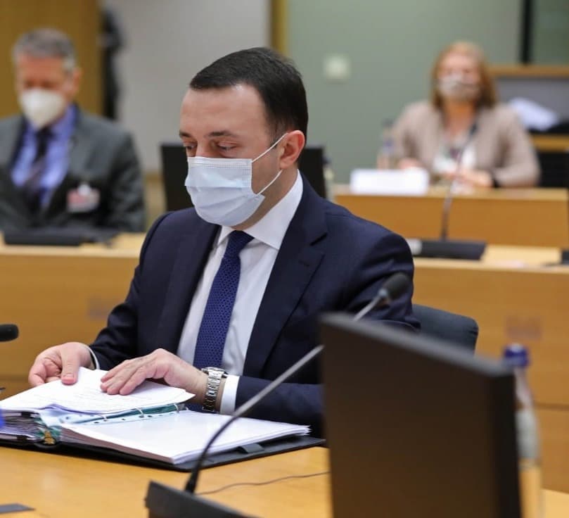 Frontnews image description