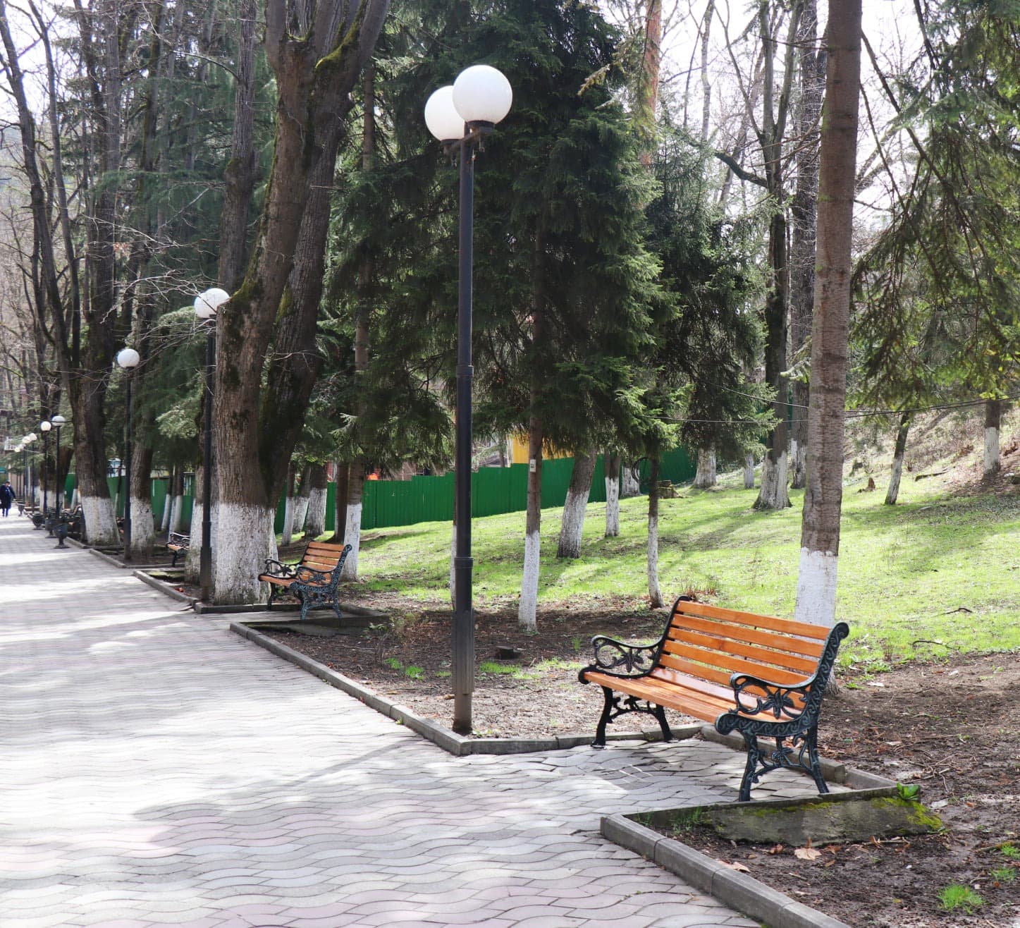 Frontnews image description