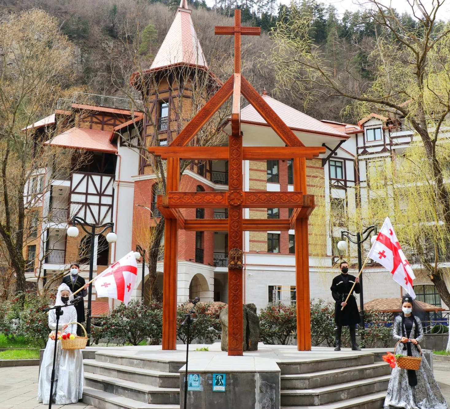 Frontnews image description