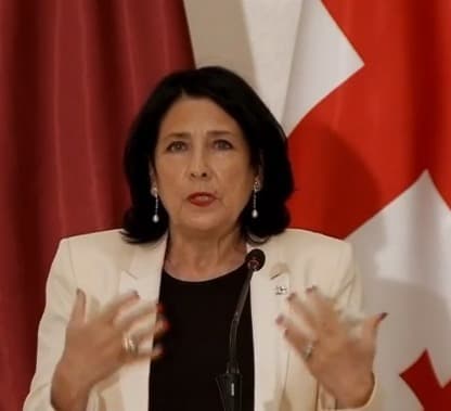 “მგონი, დრო მოვიდა მორატორიუმის გამოცხადების სიძულვილის და შეურაცხყოფის ენაზე”