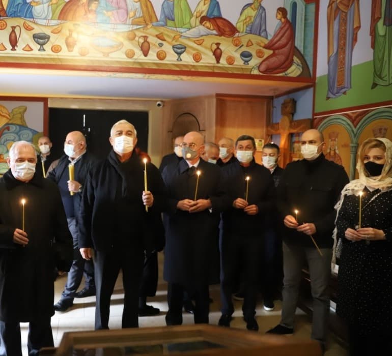 თბილისის ილორის წმინდა გიორგის სახელობის ტაძარში საოკუპაციო ხაზთან ტრაგიკულად დაღუპულთა  სულების  მოსახსენებელი პანაშვიდი გადაიხადეს