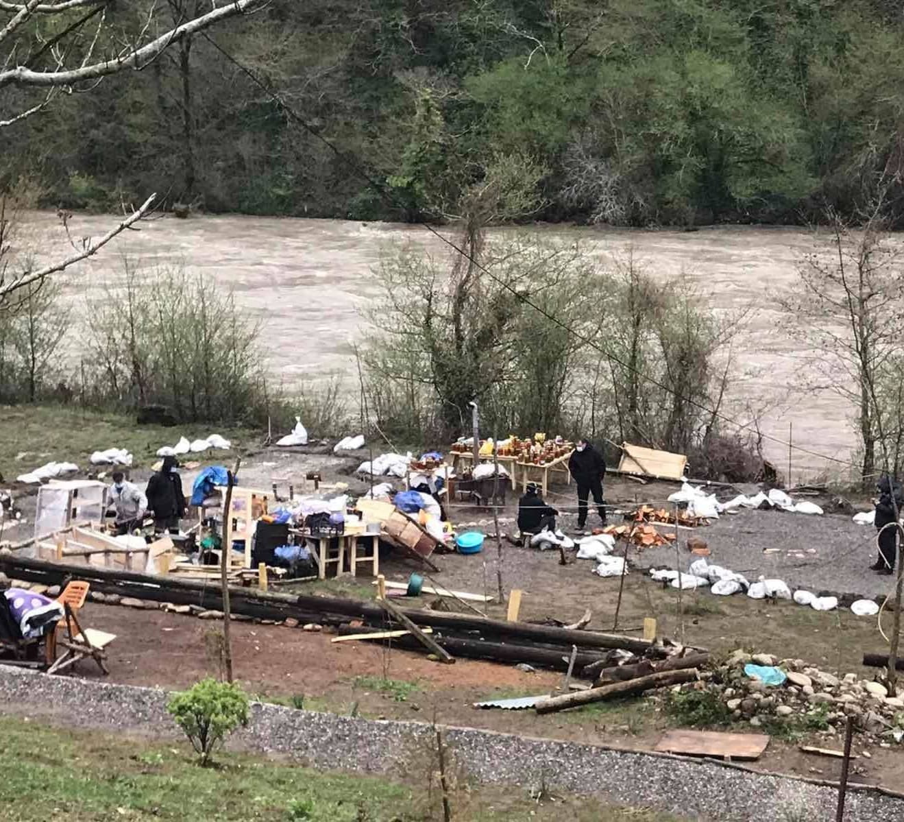 Frontnews image description