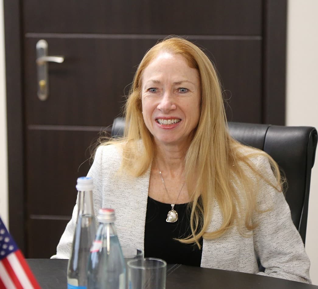 “მჯერა, პარლამენტის არჩეული წევრები აცნობიერებენ, რა დევს ახლა მათი ქვეყნისთვის სასწორზე”