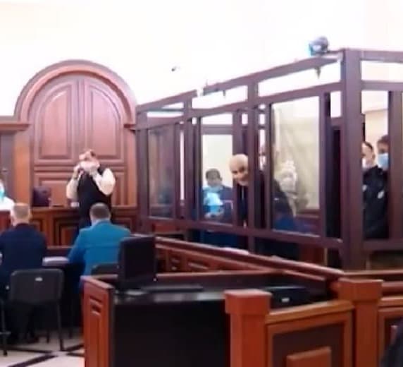 “რეპუტაციაზე უნდა იფიქროთ, ხელისუფლება აუცილებლად შეიცვლება და რას იტყვიან თქვენზე მეზობლები და ნათესავები”