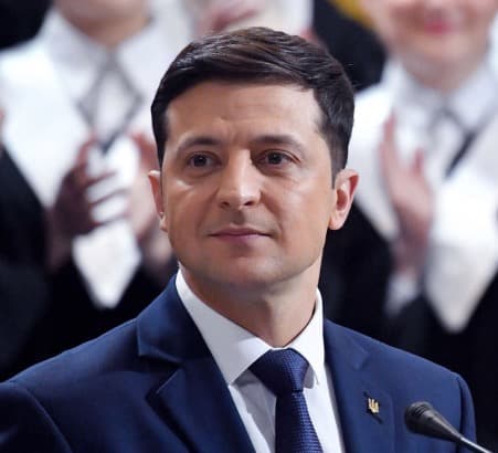 Zelensky asks EU and NATO to “legalize marriage” with Ukraine before visiting Paris