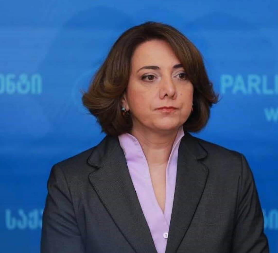 “ვფიქრობ, გარკვეული პაუზა ავიღო”