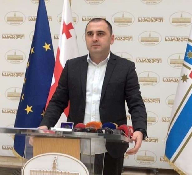 “ვწუხვარ, რომ სალომე სამადაშვილმა ანგარიში არ გაუწია არც თანაგუნდელებს, არც ამომრჩეველს”