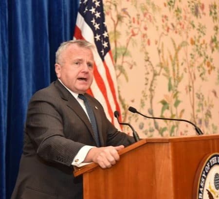 US Ambassador Refuses to Leave Russia Despite Kremlin Recommendations