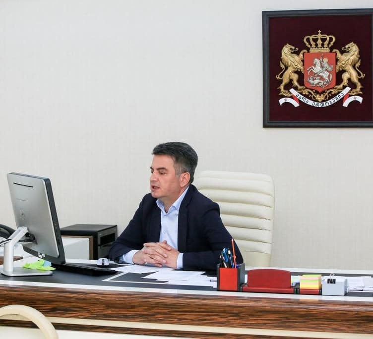 Frontnews image description