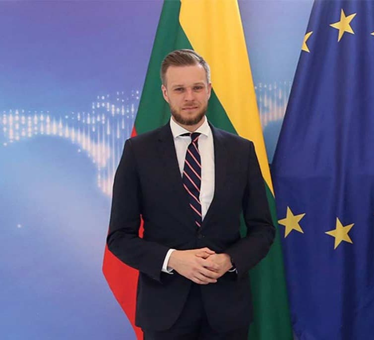 Frontnews image description