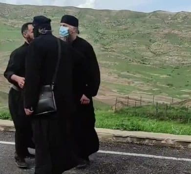 დავით გარეჯში “მთავარი არხის” გადამღებ ჯგუფს და ივერი მელაშვილს თავს დაესხნენ