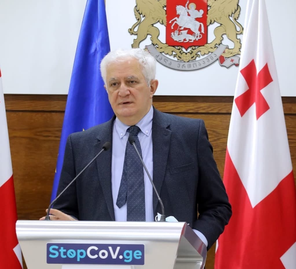 “ჩვენ რომ გვიყვარს ერთი და ორი ბოთლის დალევა, ნუ დალევთ, მაგრამ ერთი ჭიქა შეიძლება როცა გნებავთ”