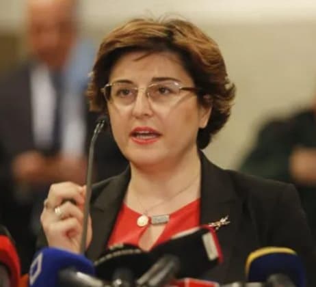 “არ ვფიქრობ, რომ ერთიანი კანდიდატი, ან ერთიანი სია უნდა იყოს”