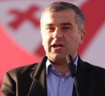 “არ ვაპირებ არცერთ ფრაქციაში გაწევრიანებას, ვიმუშავებ, როგორც დამოუკიდებელი, უპარტიო დეპუტატი”