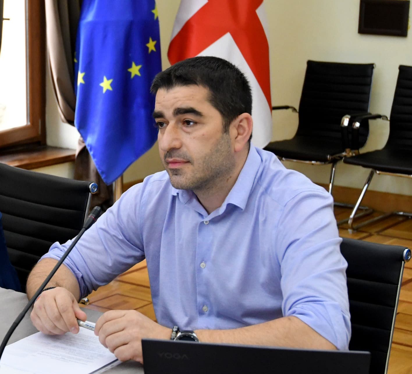 Frontnews image description