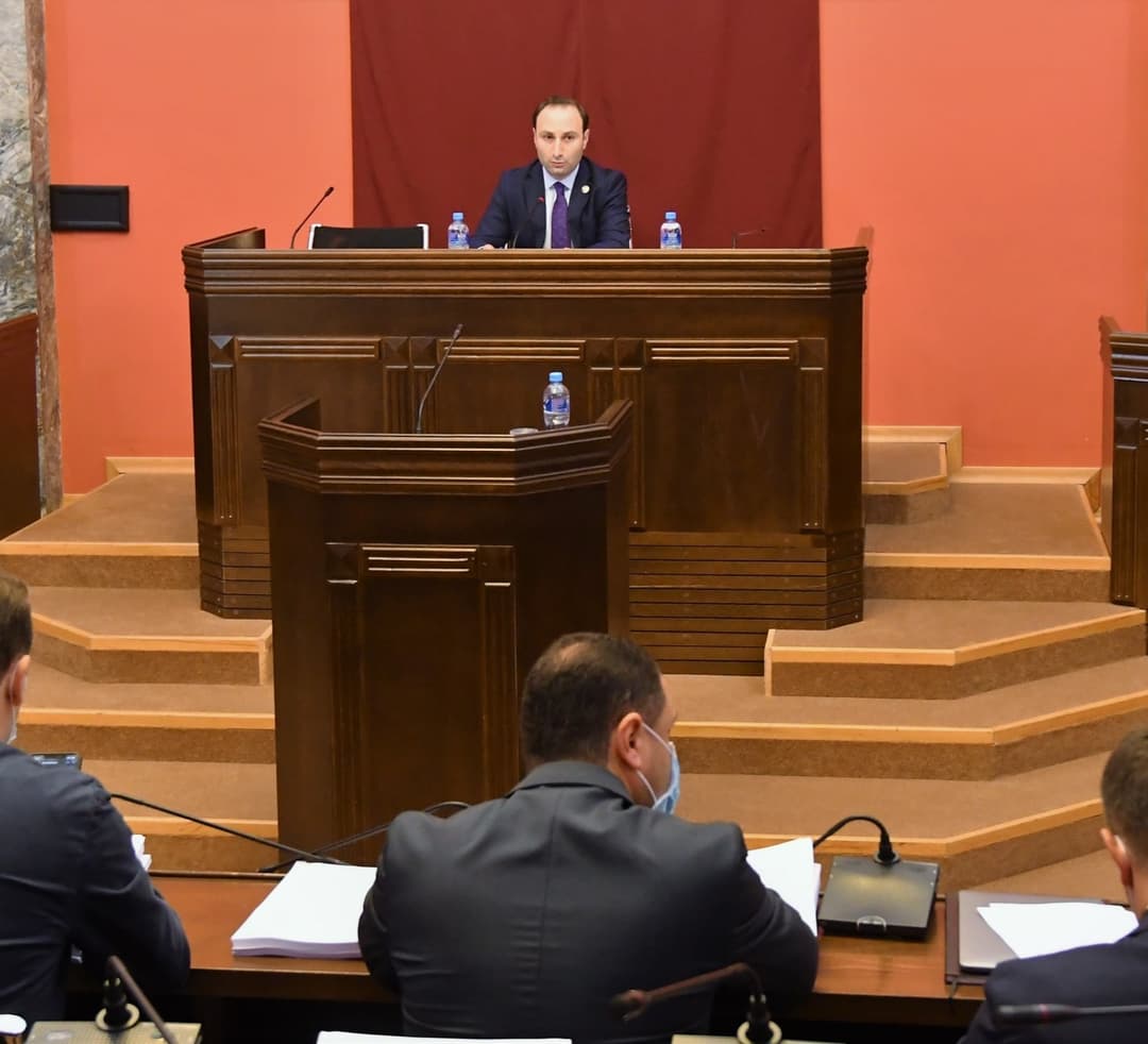 “პოლიტიკის შეტანა სასამართლოში დაუშვებელია”