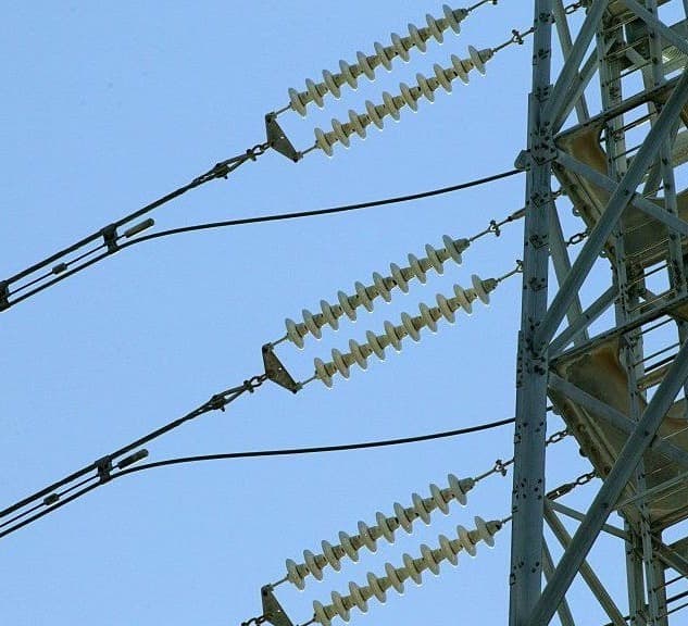 Australia power station explosion leaves thousands without electricity