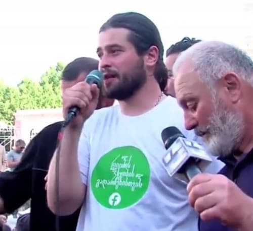 “ხვალ ისევ ამ სცენიდან მივმართოთ დედაქალაქის მოსახლეობას, შემდეგ უკვე დავიძრათ ხეობაში კოლონით”